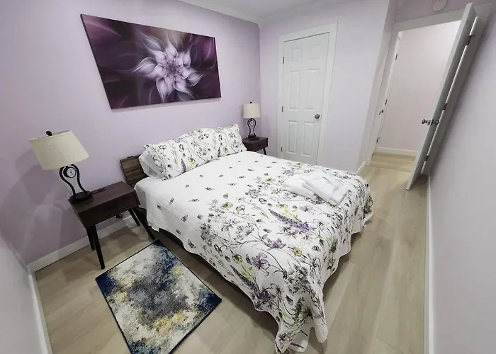 Modern Island Serenity!-Pet-Friendly Villa