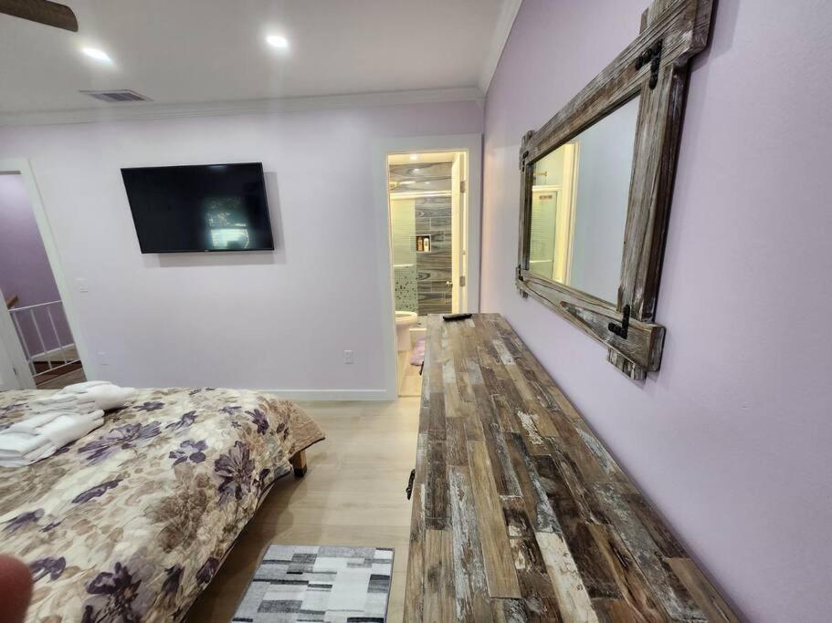 Modern Island Serenity!-pet-friendly