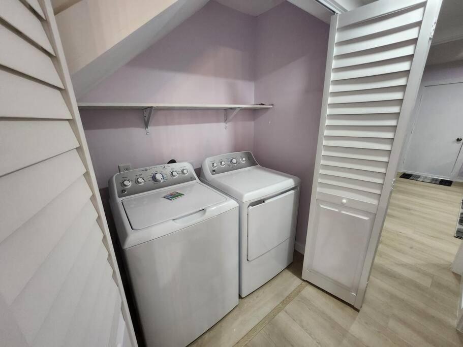 Modern Island Serenity!-pet-friendly Hilton Head Island
